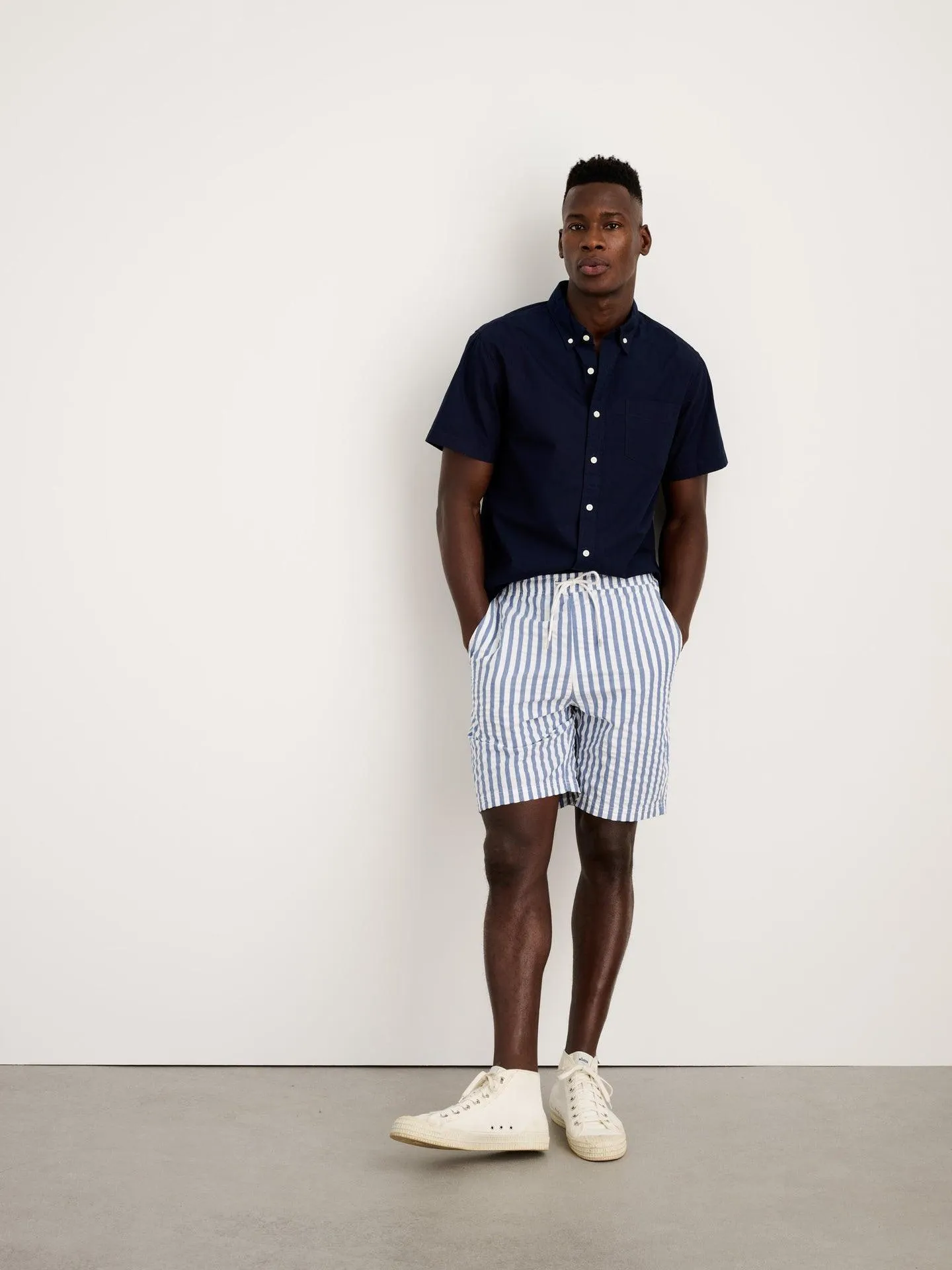 Alex Mill - Saturday Shorts in Stripe Seersucker