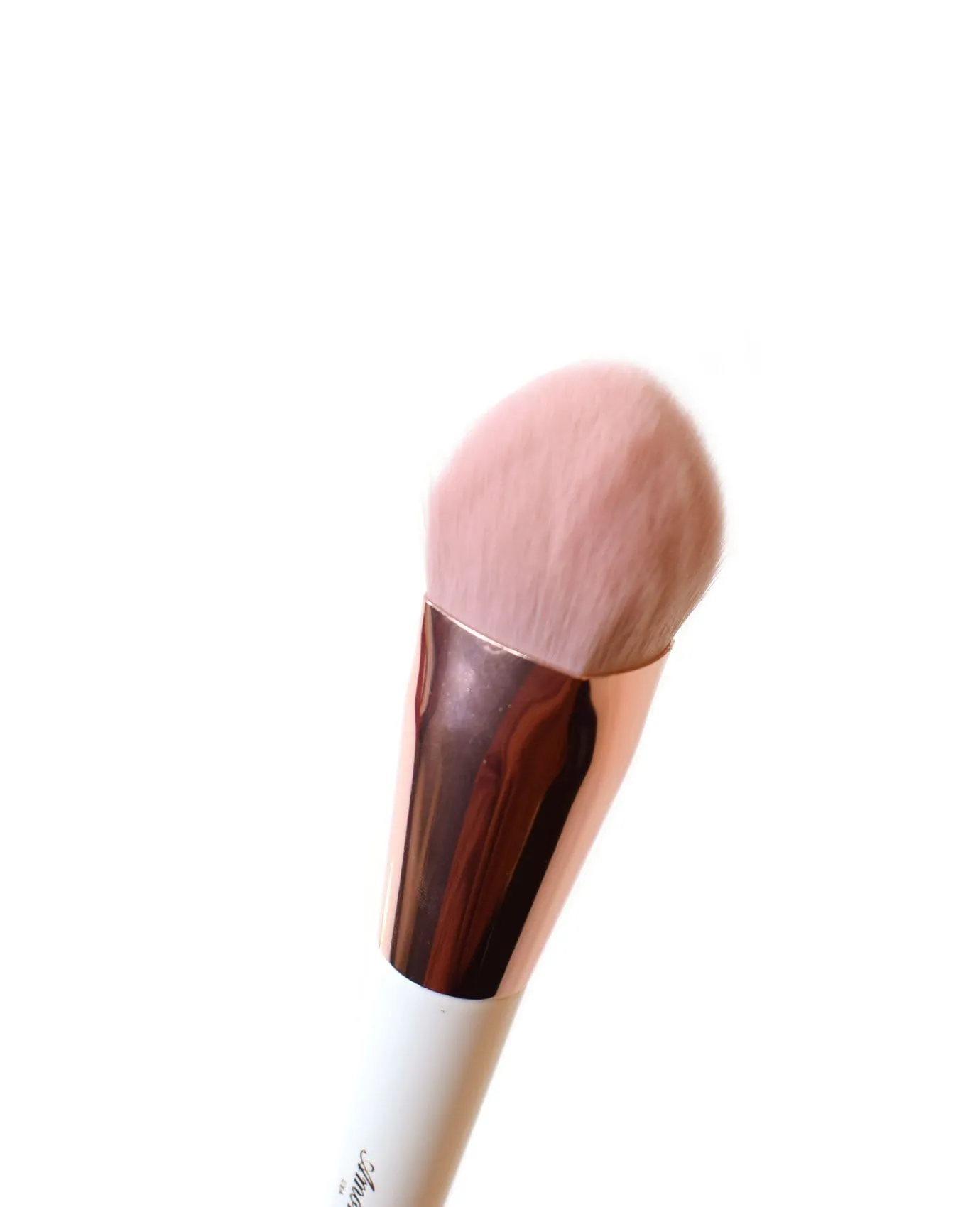 Amor Us Luxe Basics - 211 4D-Foundation Brush