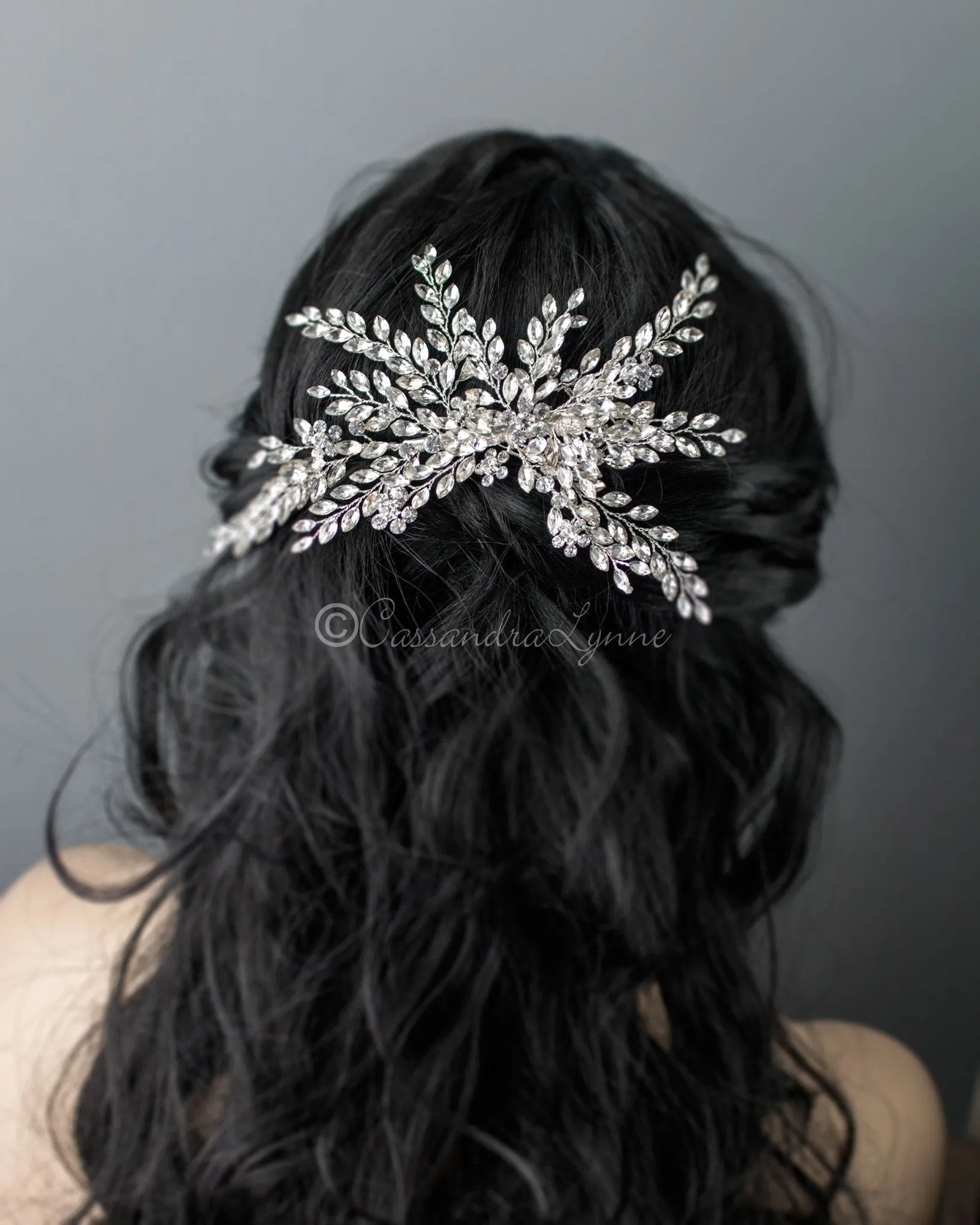 Bright Wedding Hair Spray Clip