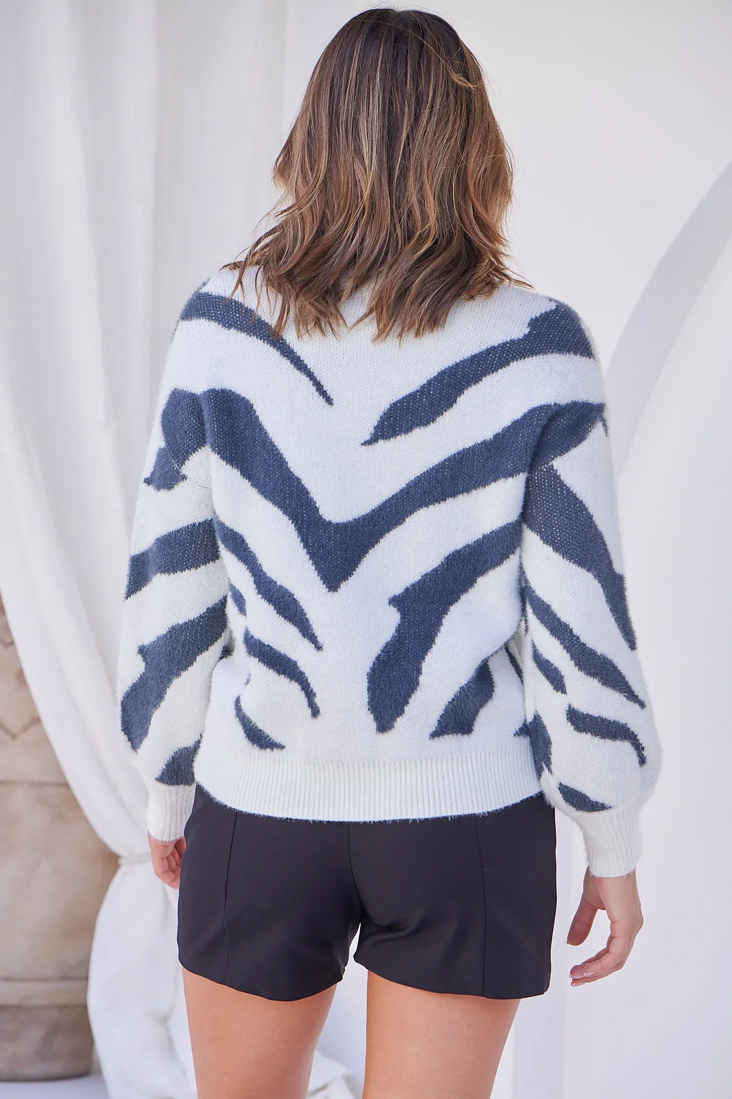 Cara Fluffy Blue/White Animal Print Jumper