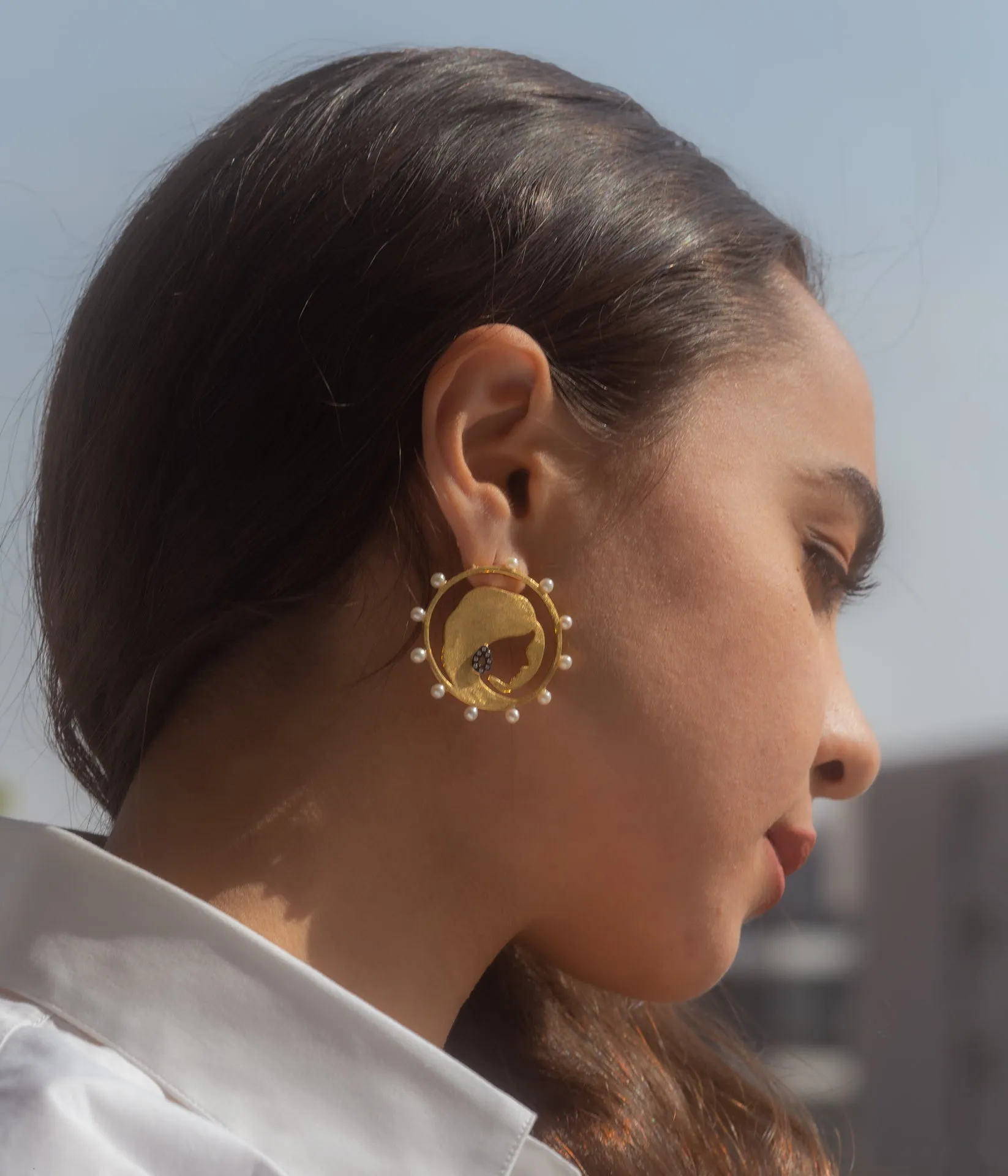 Carved Hoop Earrings with Freshwater Pearls in Vermeil Gold