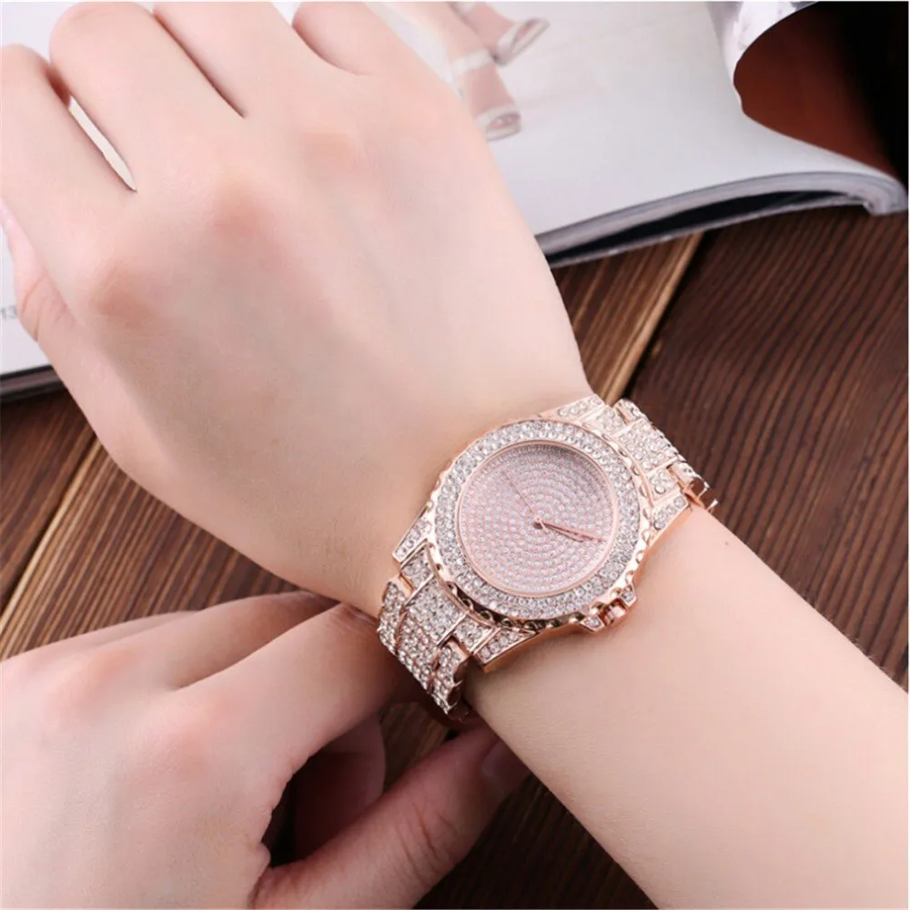 Diamond-Studded Stainless Steel Band Fashion Quartz Watch