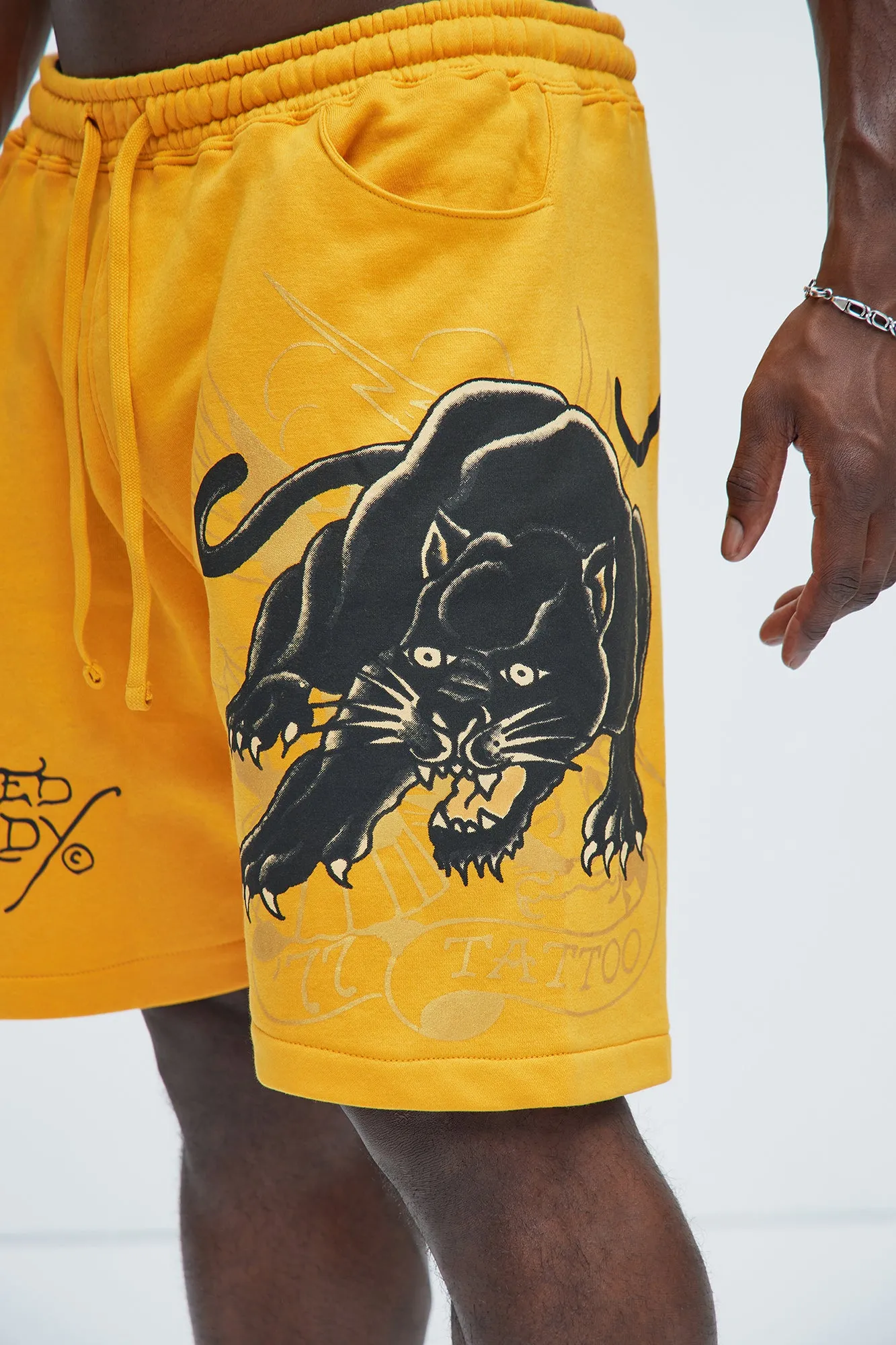 Ed Hardy Crouching Panther Sweat Shorts - Yellow