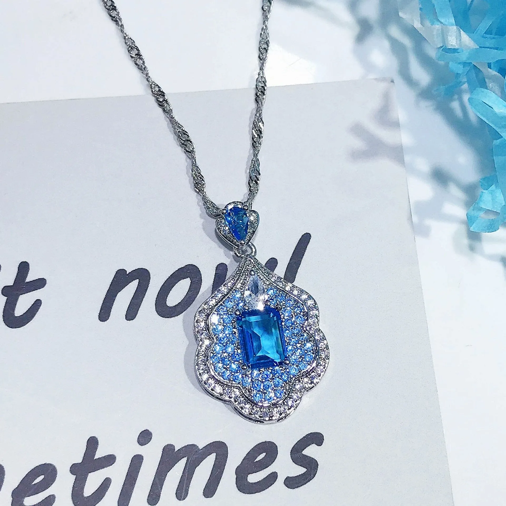 Luxury Princess Square  Aquamarine Stone Blue Crystal Pendant Necklace